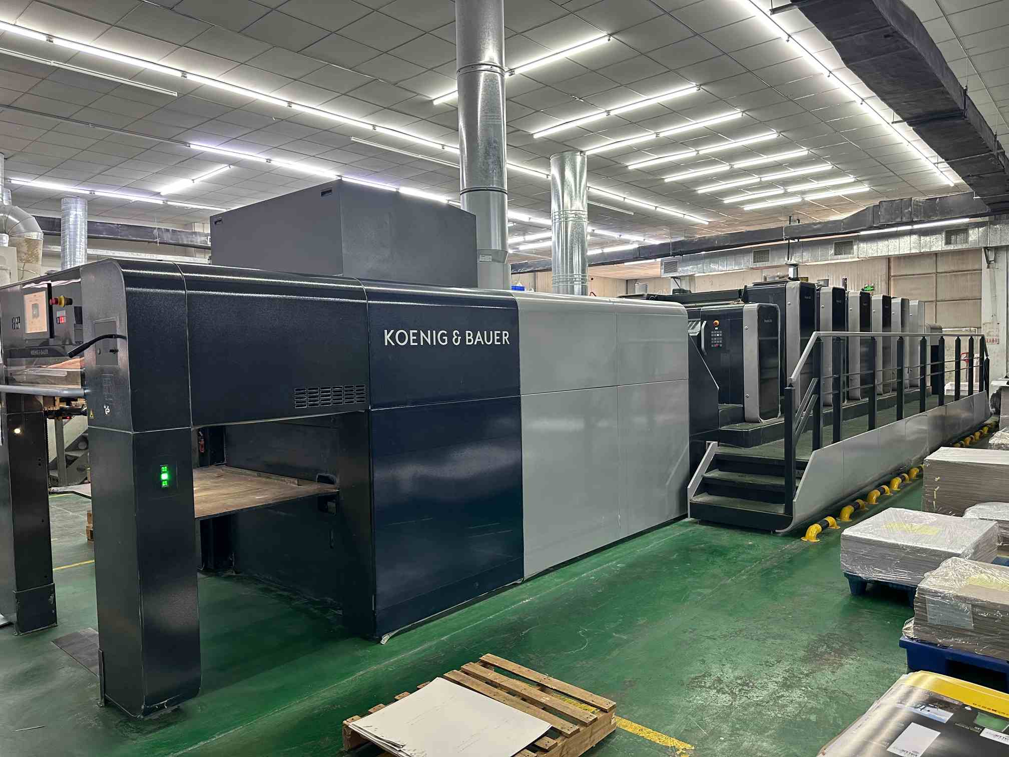 How We Bring Luxury Packaging to Life — The Power of the Rapida 105-6+L